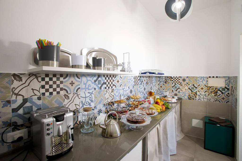 Bed and Breakfast La Rocca Scavata Рильево Экстерьер фото